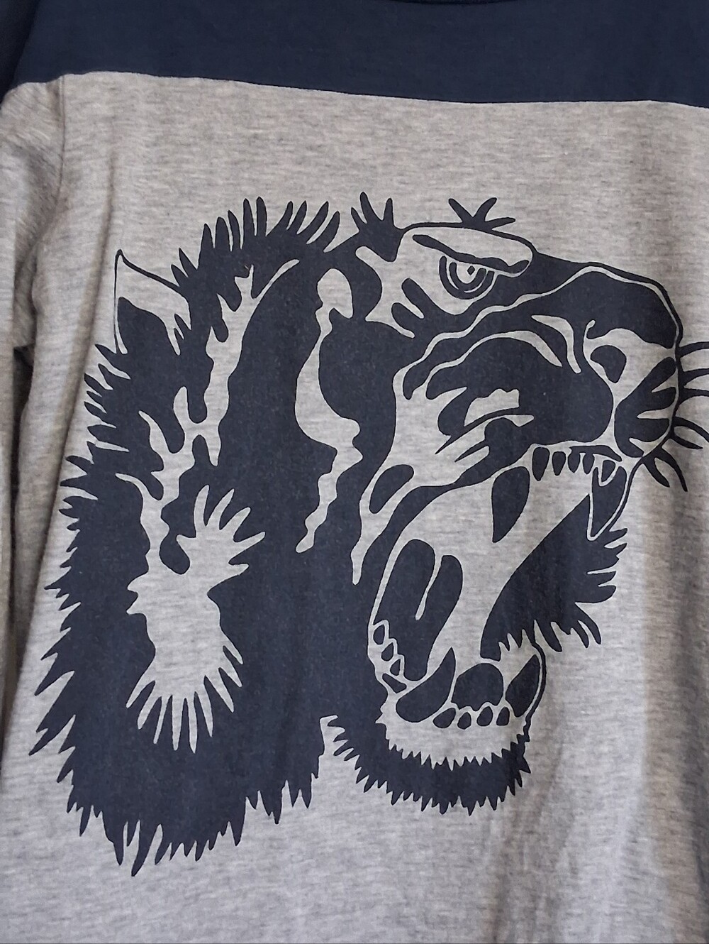 Gucci Long Sleeve Tiger Top - Picture 2 of 7